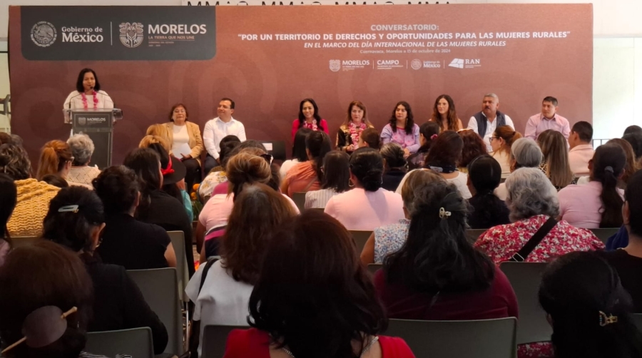 Preside gobernadora conversatorio 'Por un territorio de derechos y oportunidades para las mujeres rurales'