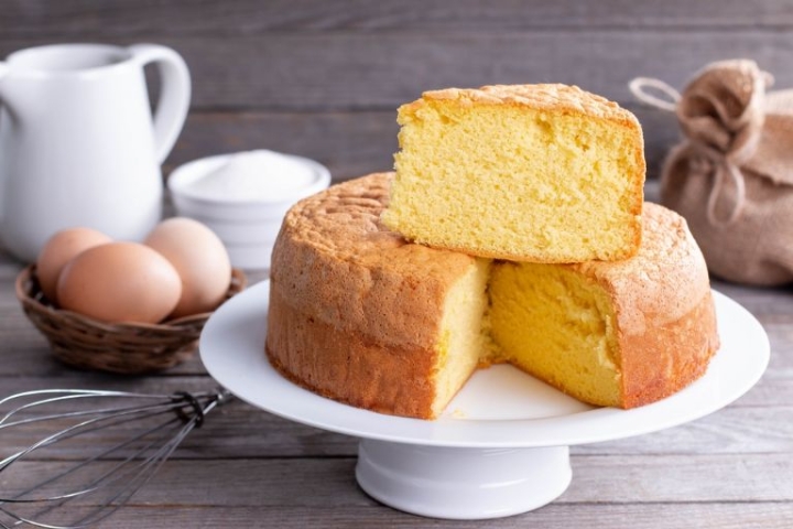 ¡SIN HORNO! Así puedes preparar un delicioso y esponjoso bizcocho de vainilla