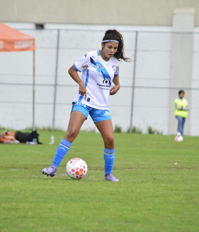La futbolista tlahuica alineó como titular en el partido contra Bravas de Juárez.