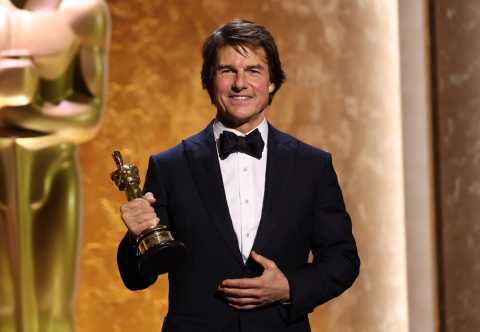 Tom Cruise recibe su primer Oscar con un galard&oacute;n honor&iacute;fico por su trayectoria