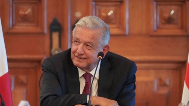 AMLO dirá adiós a las redes sociales al acabar su sexenio; prepara el libro &#039;El pensamiento conservador&#039;
