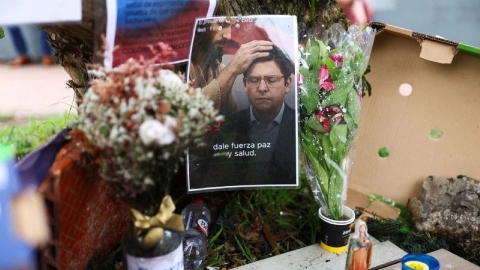 Precandidato Miguel Uribe presenta mejoría tras cirugía; sigue en estado grave