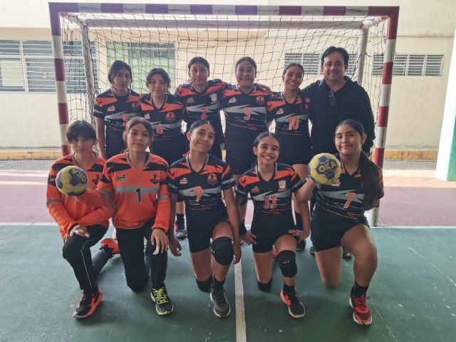 Tlahuicas y Gladiadoras representar&aacute;n a Morelos en handball en la categor&iacute;a femenil.