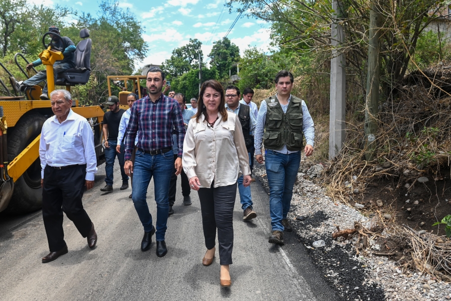 Moderniza Gobierno de Morelos tramo carretero Cocoyotla–Colonia Morelos en Coatlán del Río