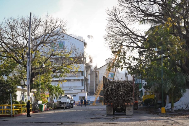 Todo está listo para que la zafra 2025-2026 inicie este jueves, con la expectativa de procesar 900 mil toneladas de caña y mantener –o superar– los 133.126 puntos de karbe.