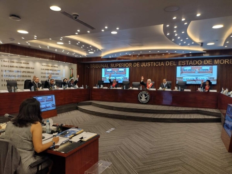 Sin acuerdos, este viernes continuó la sesión de magistrados en el TSJ.