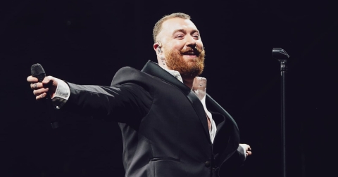 Sam Smith deslumbró en la Feria de León y se dio tiempo para saludar a sus fans