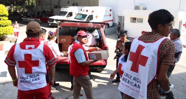 Llama Cruz Roja a continuar con donativos para damnificados por huracán Otis