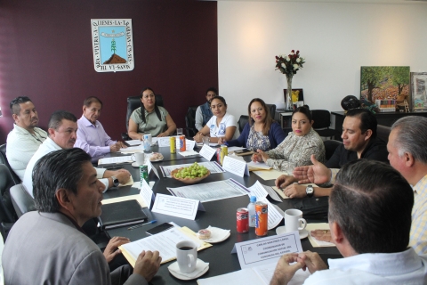 Se reúne comité calificador del Premio al Mérito Periodístico