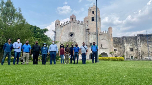 Participantes se reunieron en el exconvento San Juan Bautista de Yecapixtla para detallar los trabajos que se efectuarán.