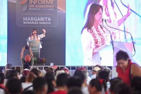 Rinde cuentas Margarita Gonz&aacute;lez Saravia ante habitantes de la regi&oacute;n sur de Morelos