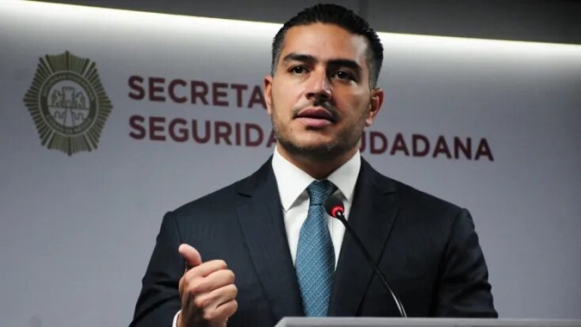García Harfuch deja la Secretaría de Seguridad, va por la candidatura de CDMX