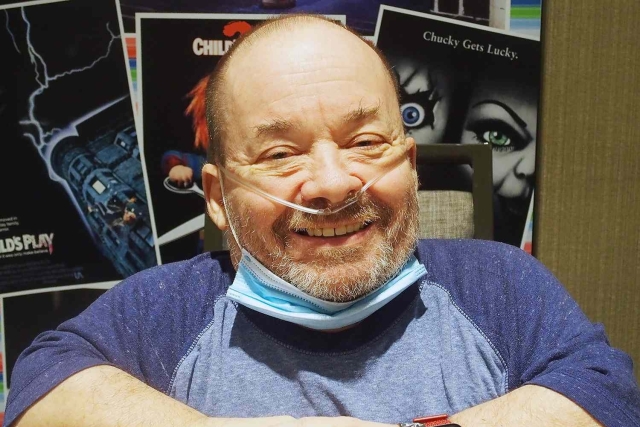 Fallece Ed Gale, actor que dio vida a Chucky en &#039;Child’s Play&#039;, a los 61 años