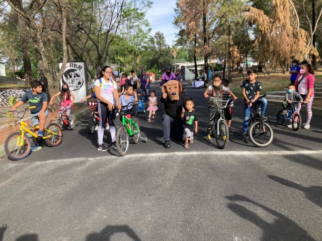 Rodada ciclista en el Tercer Regimiento Blindado de Reconocimiento