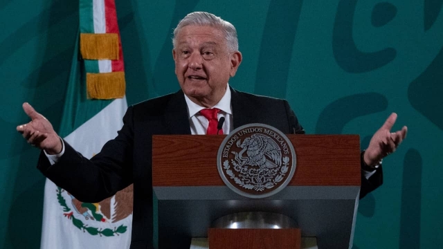 AMLO pidió a universidades esforzarse para las clases presenciales.