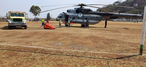 Continúan Defensa y Guardia Nacional apoyando acciones de sofocación del incendio en Tepoztlán