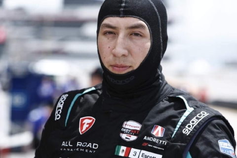 El piloto mexicano señaló que el circuito Road América es su favorito y espera mantener un buen ritmo en la carrera del próximo domingo. 