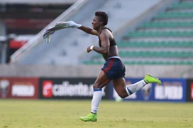 El gol del empate del Atlante fue producto del ecuatoriano Jairo Charcopa.