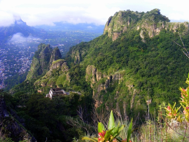 Esta es la leyenda del Cerro del Tepozteco, en Tepoztlán