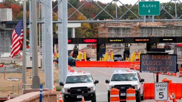 EU y México extienden restricciones en la frontera a viajes no esenciales.