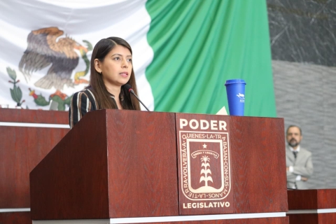 Busca diputada Eleonor Martínez profesionalización y reconocimiento del sector farmacéutico