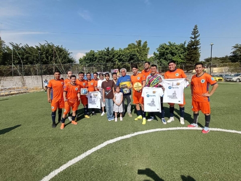 Los jugadores del 24 Morelos se impusieron 8-3 al Combinado de Medios.