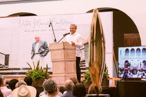 Cuernavaca rinde homenaje a Víctor Manuel Contreras