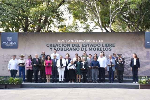 Preside gobernadora ceremonia de conmemoraci&oacute;n del CLVII aniversario de la creaci&oacute;n del estado de Morelos