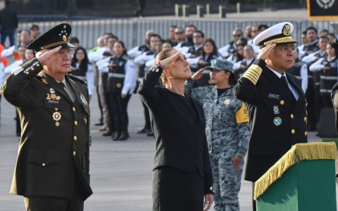 Sheinbaum conmemora a las víctimas de los terremotos de 1985 y 2017