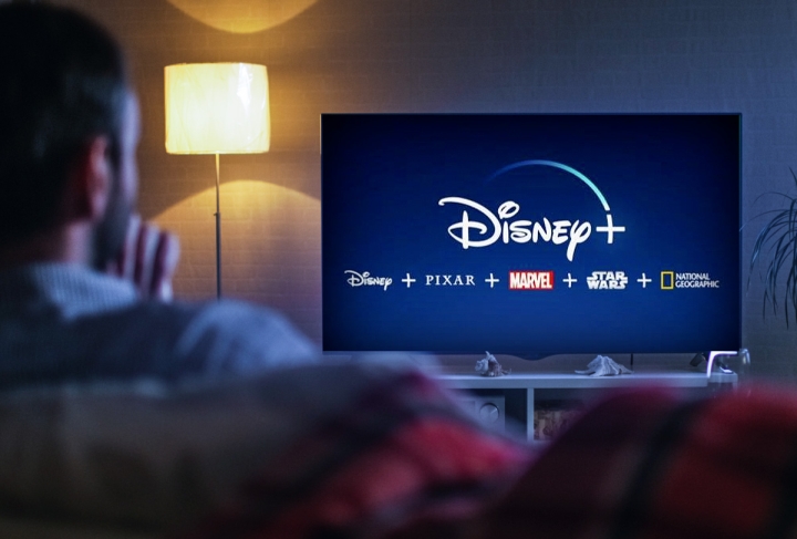 Cuántos dispositivos se pueden conectar a la misma cuenta en Disney Plus