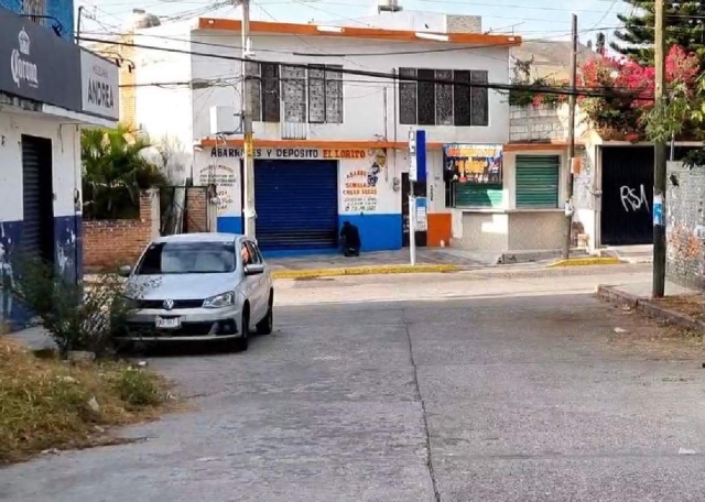 Vecinos de la zona refirieron que la tienda fue abierta hace unos meses.