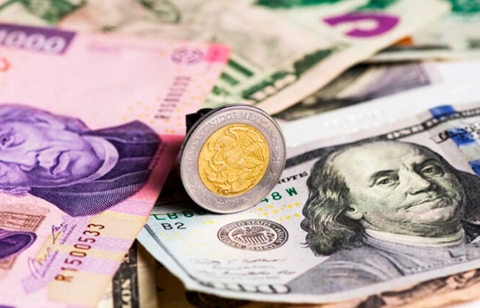 Peso mexicano se debilita tras la imposición de aranceles