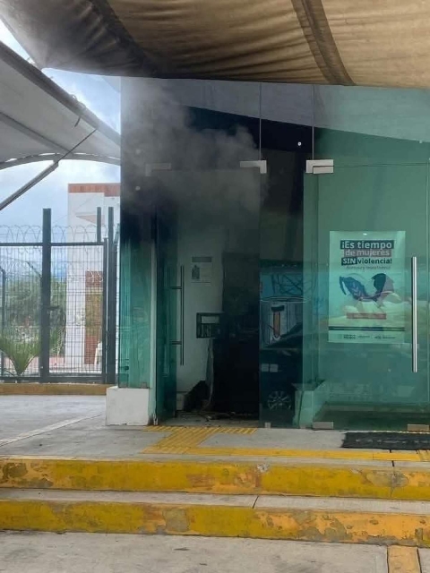 Incendian cajero del Banco del Bienestar en Coatetelco