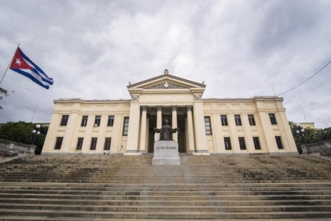 Universidad de La Habana suspende clases presenciales por crisis energ&eacute;tica