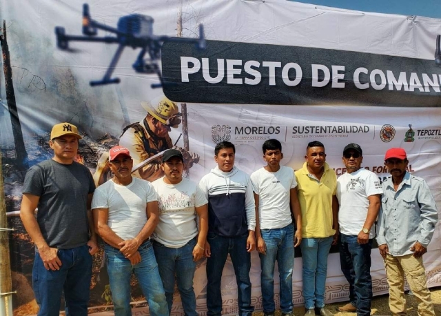 La brigada 'Los Zorros' recibi&oacute; equipamiento. 
