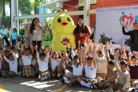 Con este tipo de actividades se busca promover una niñez más saludable y feliz.