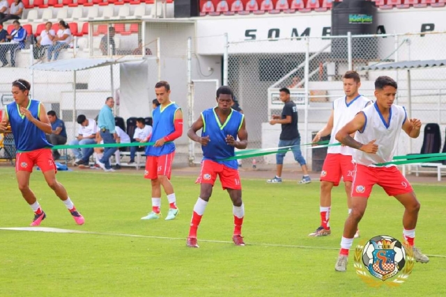 Sporting Canamy obtuvo dos valiosos puntos y se mantuvo en el sitio 14, al llegar a 16 unidades.