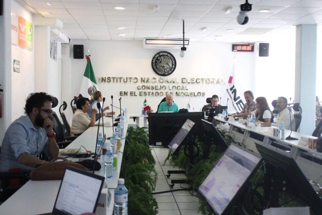 El Consejo Local del INE en Morelos, en sesión permanente.
