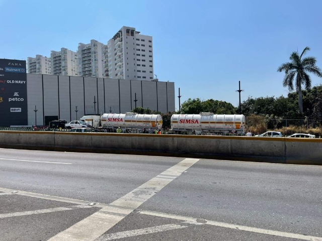 Ambos vehículos fueron llevados a un corralón.