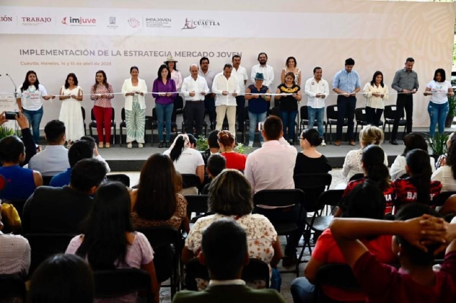 Cuauhtémoc Blanco y gobierno de México apoyan proyectos de jóvenes emprendedores