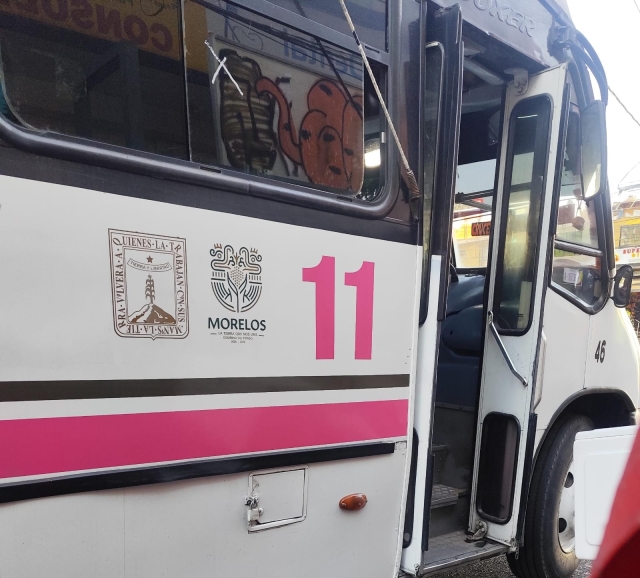 Advierten concesionarios de Ruta 11 de suspensi&oacute;n del servicio de transporte en Temixco