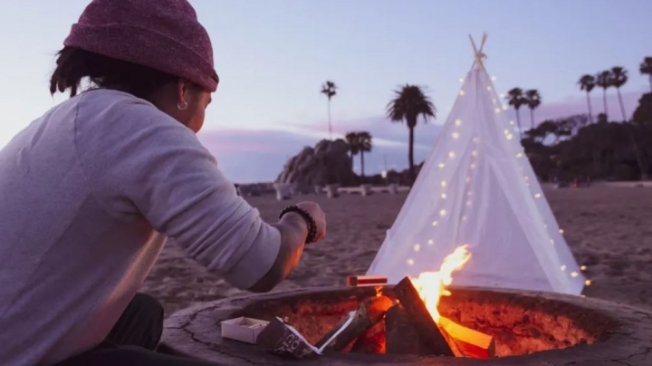 Cómo hacer un teepee para adultos en casa para tus cenas románticas