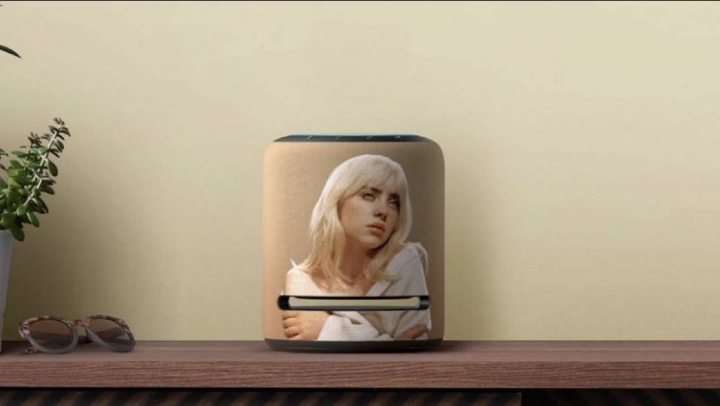 Amazon lanza edición limitada de su altavoz inteligente con la cara de Billie Eilish y causa polémica su alto costo