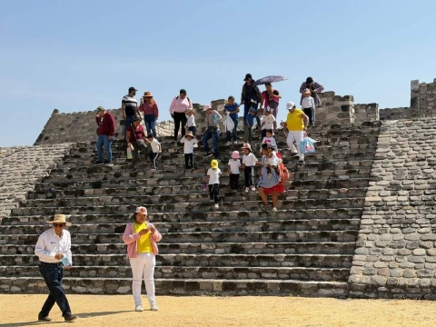 Conmemoran D&iacute;a Internacional de la Lengua Materna en Xochicalco