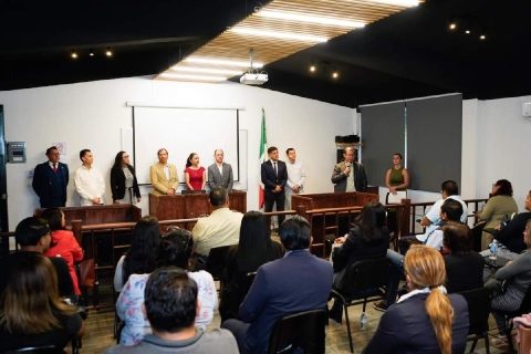 La sala de juicios orales del ICATMOR fue inaugurada en el plantel 01 de Cuernavaca, en la colonia Alta Vista. 