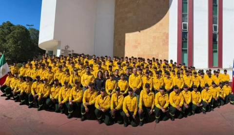 145 combatientes mexicanos viajan a Chile para ayudar con incendios forestales