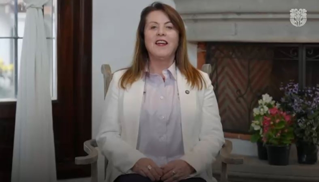 Felicita y reconoce gobernadora Margarita González Saravia a las mamás morelenses, este 10 de mayo