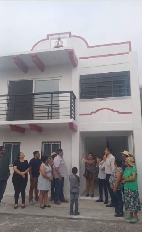 Autoridades municipales entregaron la nueva ayudantía de Chisco, que coincide con la llegada del nuevo ayudante.