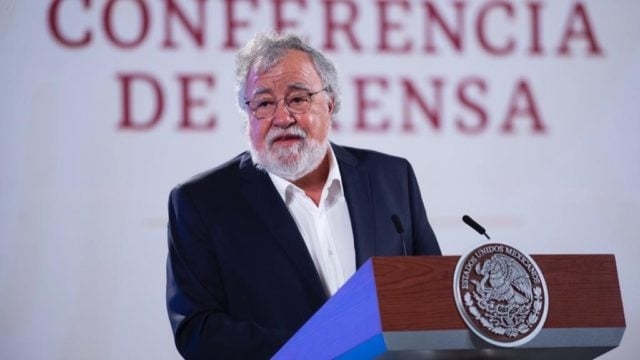 Encinas acusa campaña para desacreditar investigaciones sobre caso Ayotzinapa