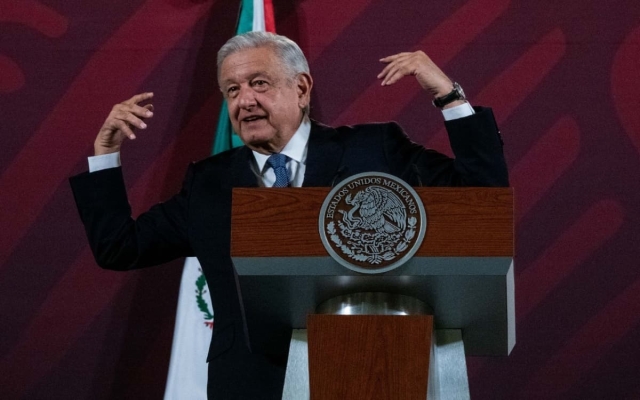 AMLO obedece al INE y elimina &#039;posdata&#039; de su mañanera